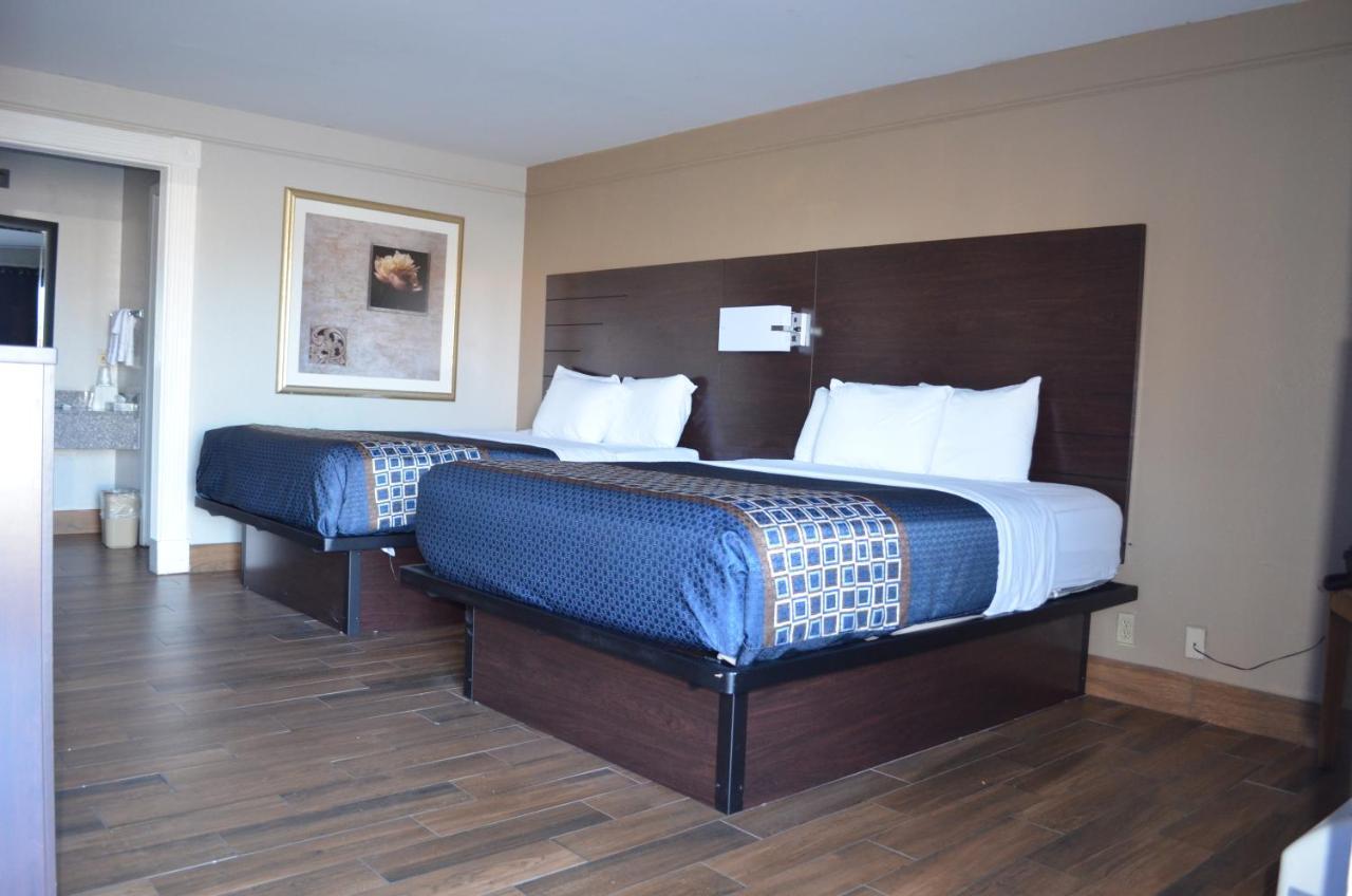 Hill Country Motel 3*